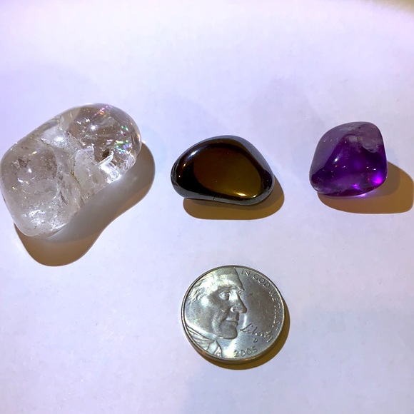 Quartz and Hematite Stones - Picture 3 of 6